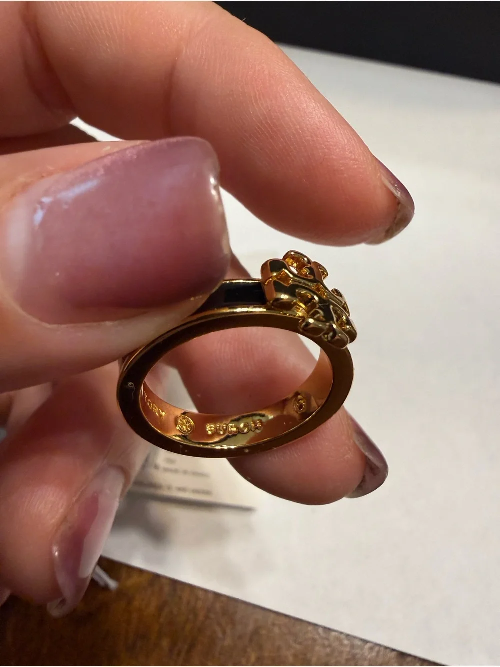 Auth NEW Tory Burch Kira Gold & Black Enamel Ring Sz 6 Retails $136 Jewelry